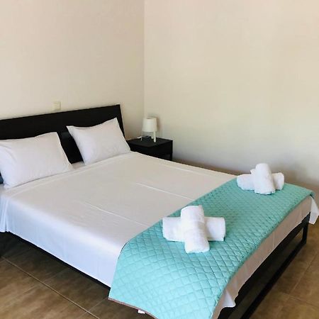 Ionian White Apartments Lefkada City Exterior foto