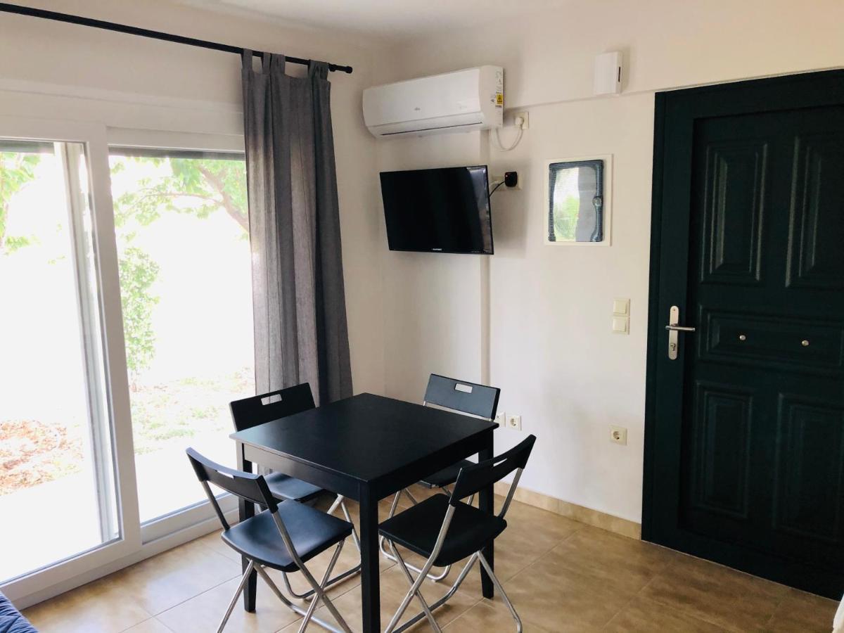 Ionian White Apartments Lefkada City Exterior foto